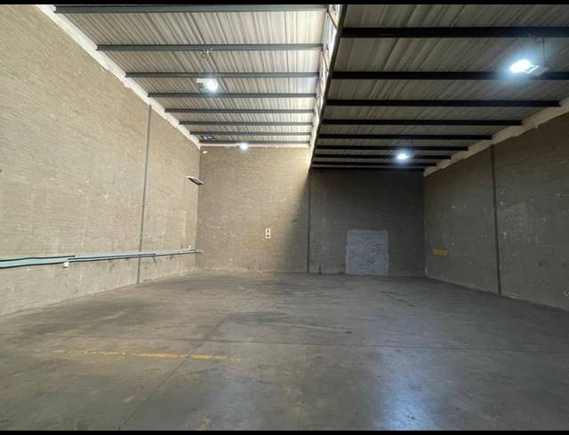 INDUSTRIAL PROPERTY TO RENT IN HENNOPSPARK